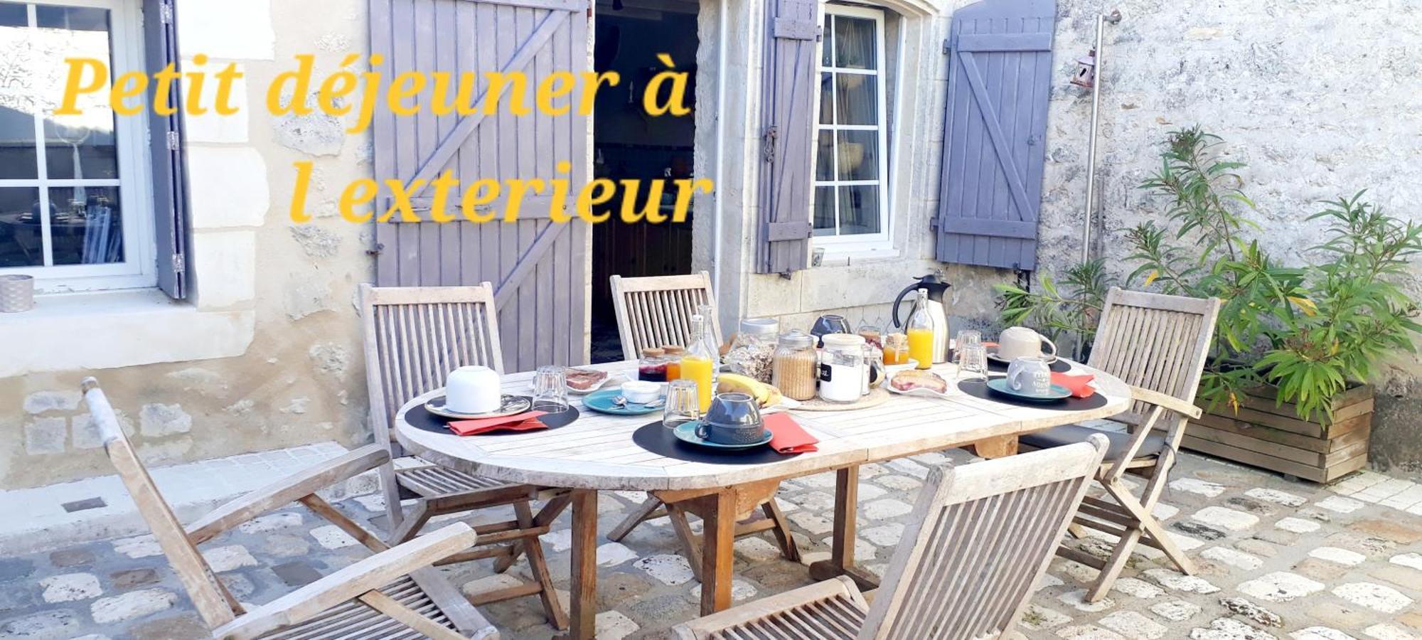 La Mesonnetta Bed and Breakfast Soulignonne Eksteriør billede